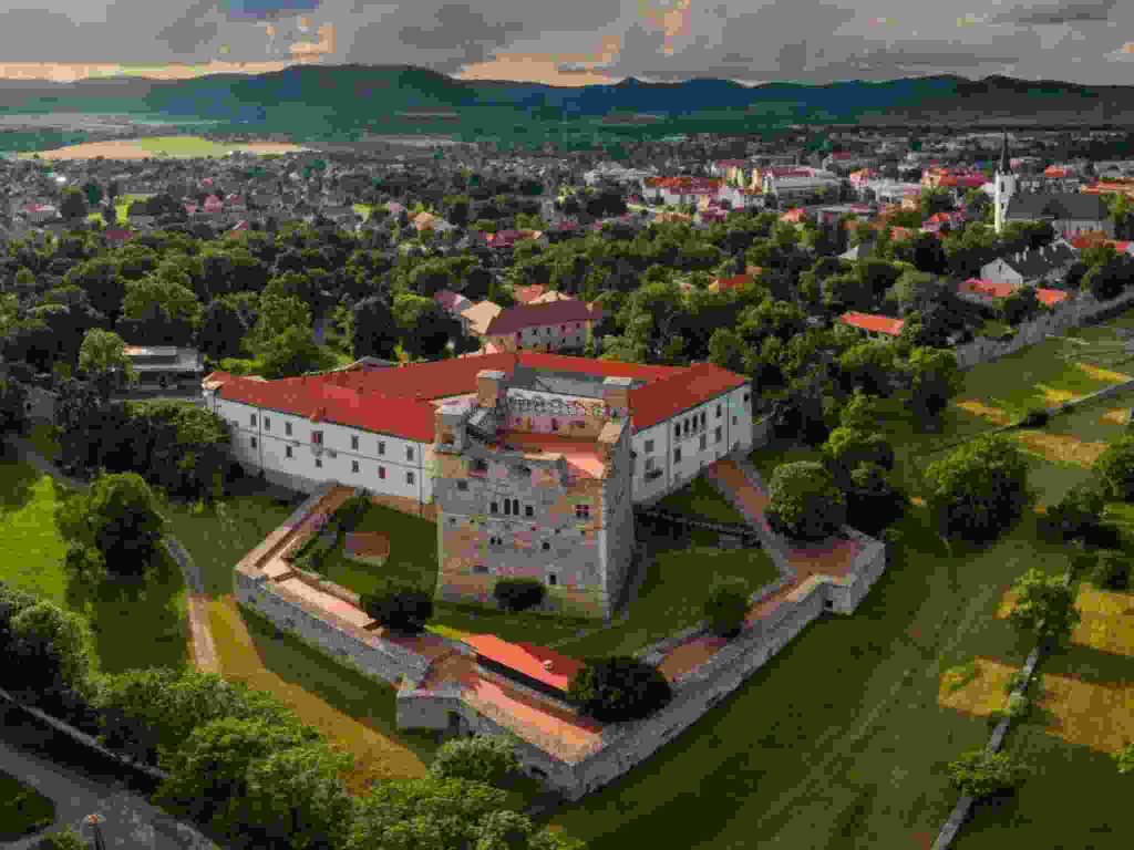 sárospatak zemplén panoráma vár rákóczi bodrog kilátás festői örökség történelmi város várkert